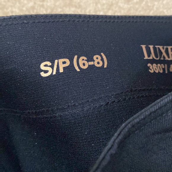 Luxe Denim⭐️Straight leg pant w/stretch⭐️BNWOT - Picture 9 of 11